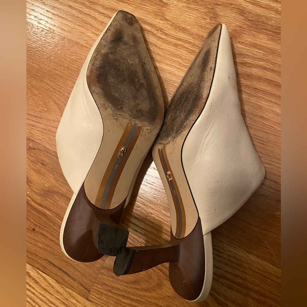 Mules - Picture 6 of 7